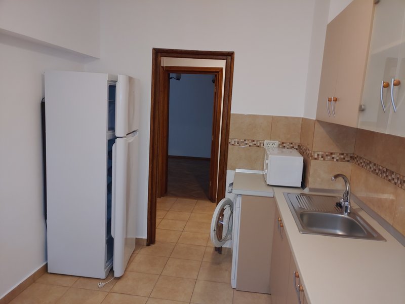 Piata Domenii- Spitalul Elias