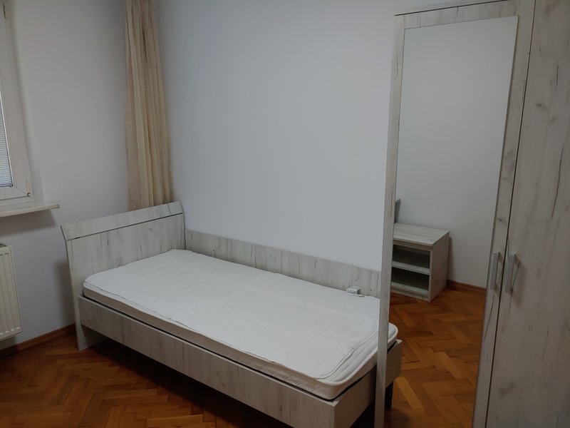 Piata Domenii- Spitalul Elias